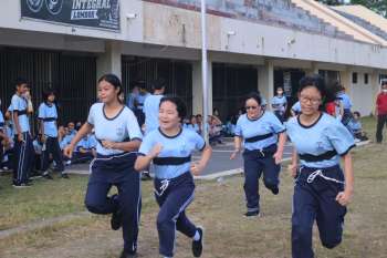 Aletheia Healthy Lomba Lari Jarak Pendek Fase D dalam Rangka Hari Olahraga Nasional ke-39