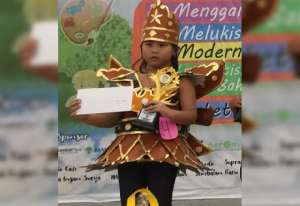 Lomba Fashion Show dari Barang Bekas dalam rangka HUT SKA k-43