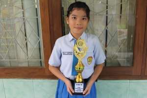 ~ JUARA III LOMBA MENYANYI SOLO ANAK 10-13 TAHUN     PESPARAWI DAERAH IV NTB